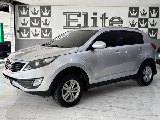 KIA SPORTAGE 2.0 LX 4X2 16V GASOLINA 4P AUTOMÁTICO KIA SPORTAGE 2.0 LX 4X2 16V GASOLINA 4P AUTOMÁTICO
